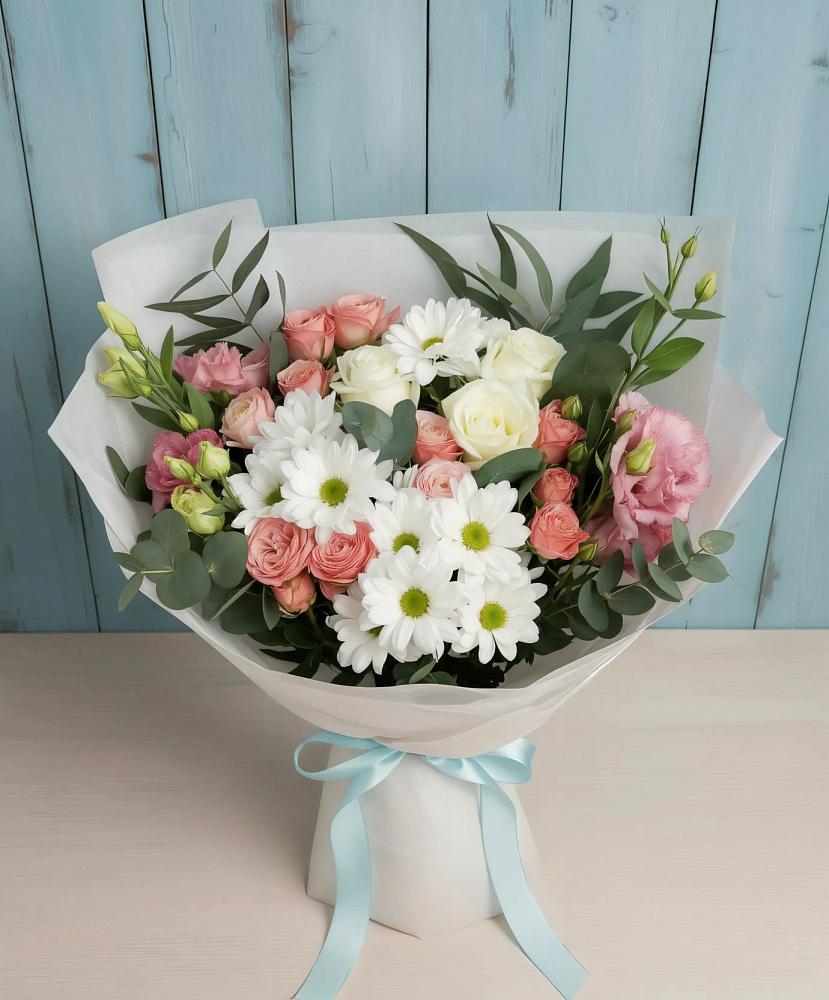 Букет цветов из: Розы, Лизиантусы и Хризантемы в Шаркан