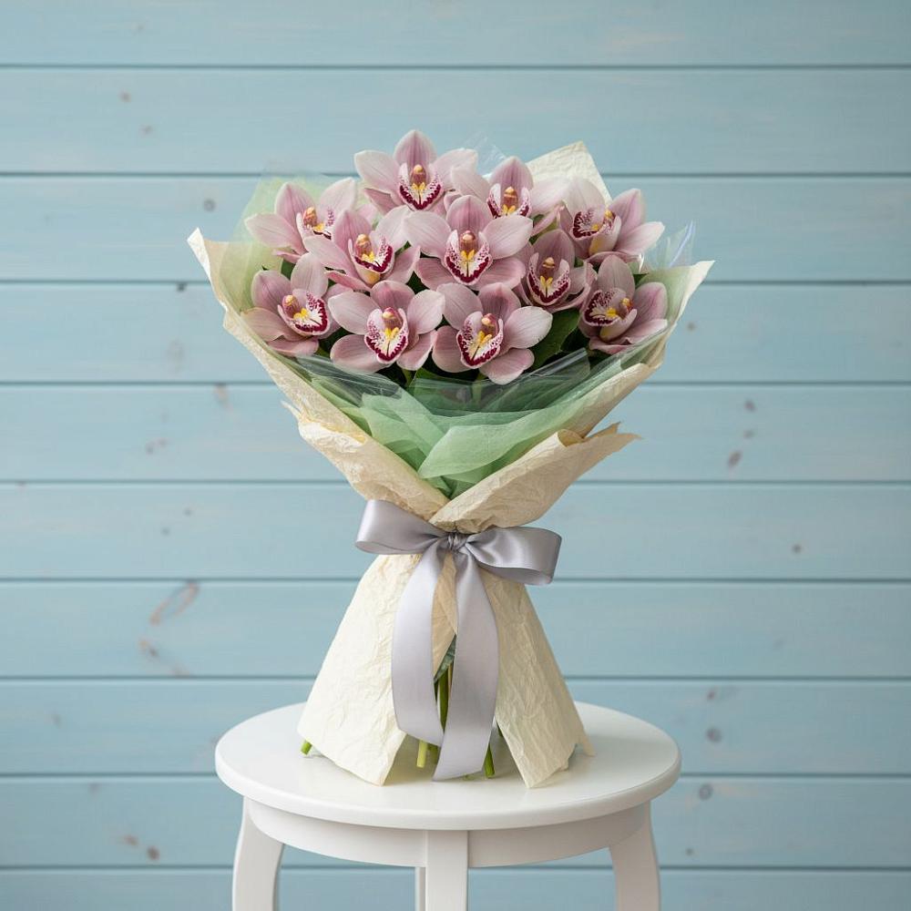 Букет цветов из: Орхидеи и Розы в Шаркан