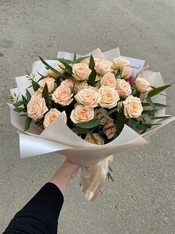 Букет Кремовые розы Латте в Шаркан