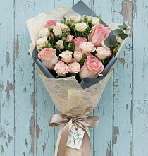 Букет цветов из:  Розы в Шаркан