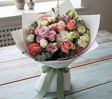 Букет цветов из:  Розы, Лизиантусы и Гвоздики в Шаркан