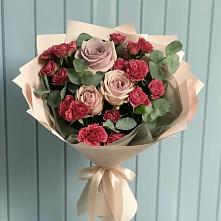 Букет цветов из:  Гвоздики и Розы в Шаркан