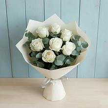 Букет Белые розы в Эвкалипте в Шаркан