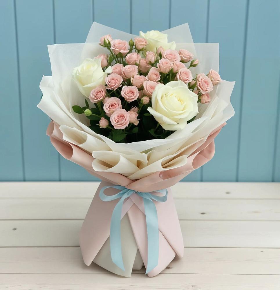 Букет цветов из: Розы в Шаркан