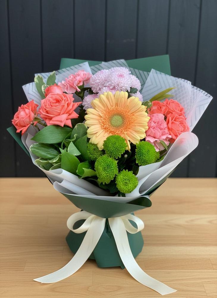 Букет цветов из: Гвоздики, Розы, Герберы и Хризантемы в Шаркан