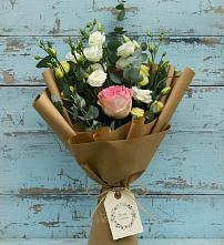 Букет цветов из:  Розы и Лизиантусы в Шаркан