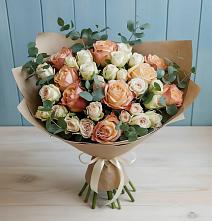 Букет цветов из:  Альстромерии и Розы в Шаркан